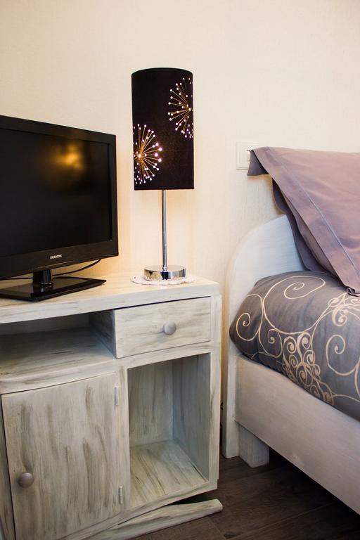 Bed and Breakfast Aux Ronzieres Pouilly-sous-Charlieu Номер фото
