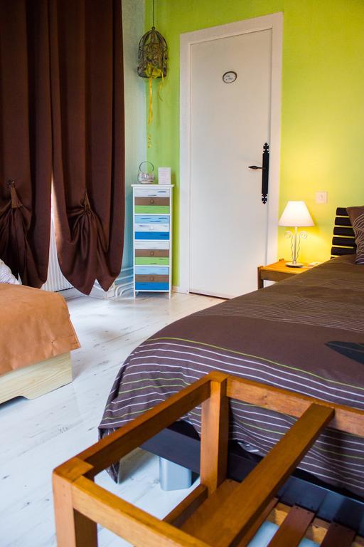 Bed and Breakfast Aux Ronzieres Pouilly-sous-Charlieu Екстер'єр фото